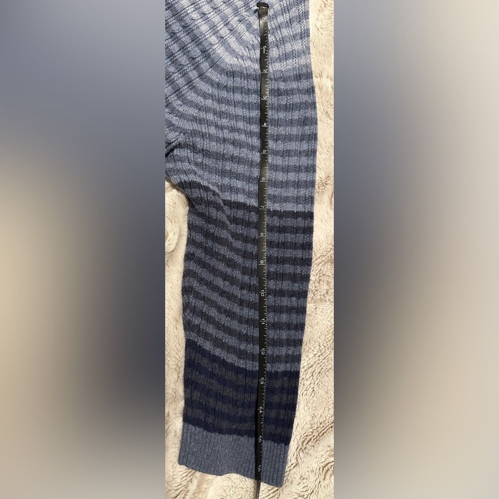 Croft & Barrow V Neck Striped Knit Sweater - Picture 4 of 8